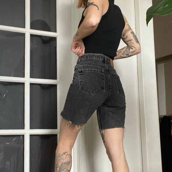 Zara Bermuda-style shorts - Picture 2 of 5